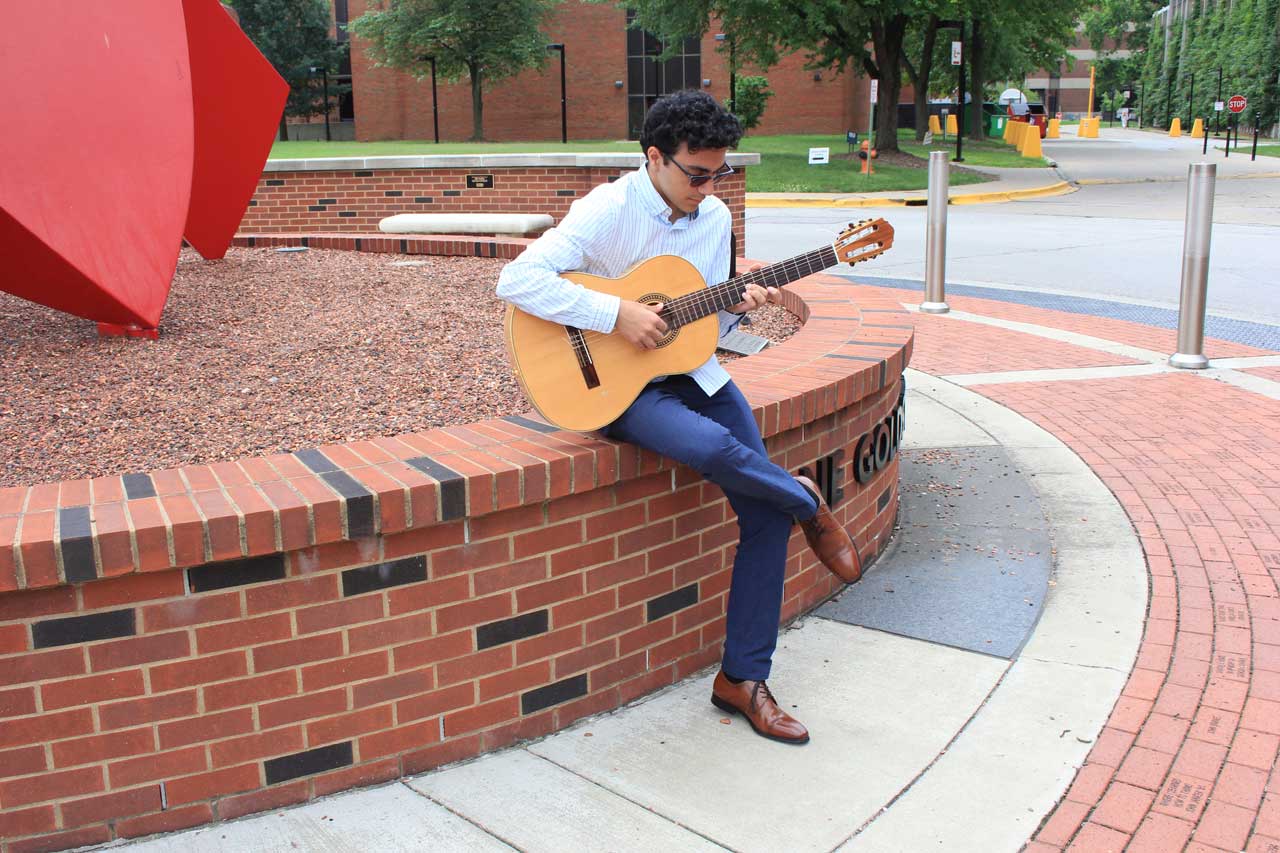 Classical guitar wedding ceremony musician